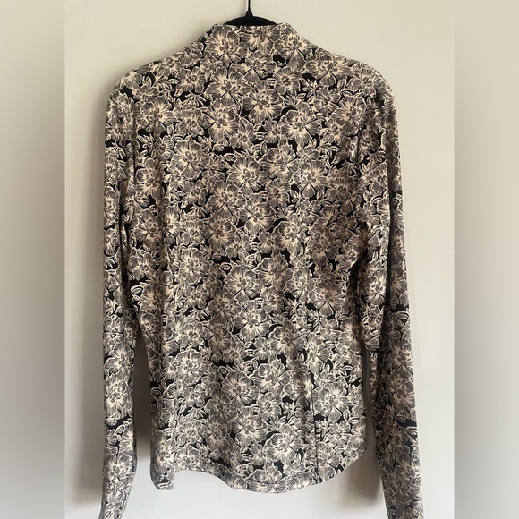 NWT Tommy Bahama Floral SPF 50 Quarter Zip - Picture 4 of 4